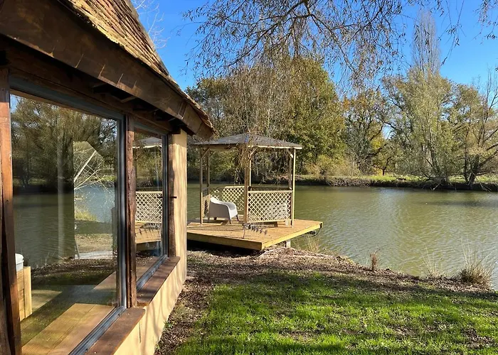 Bed & Breakfast La Maison De L'o Saint-Laurent-des-Hommes