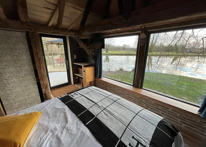 La Maison De L'o Bed & Breakfast Saint-Laurent-des-Hommes