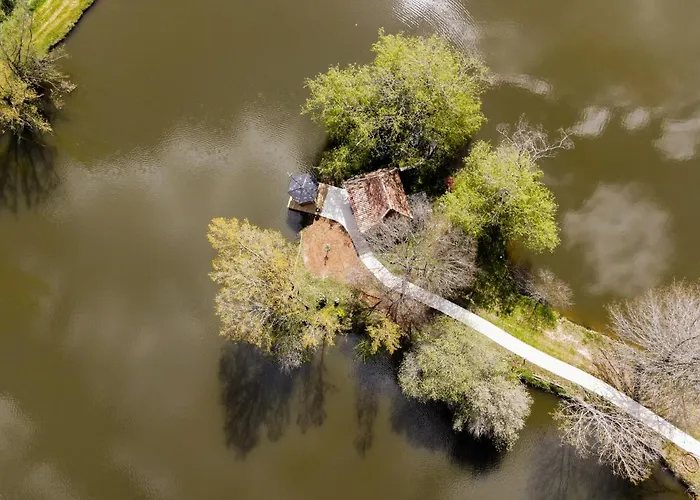 La Maison De L'o Bed & Breakfast 3*